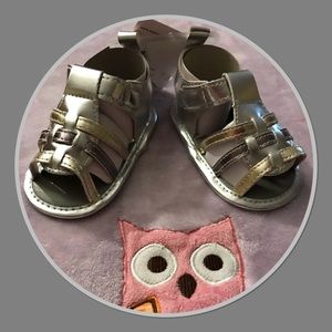 💕NEW💕5/$15💕Girl’s Silver Metallic Sandals💕